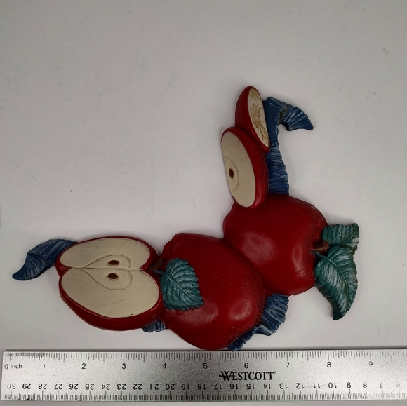 Vintage 1998 Kitchen/Home Interior Apple Wall Plaque Decor Set Of 2 - Picture 10 of 14
